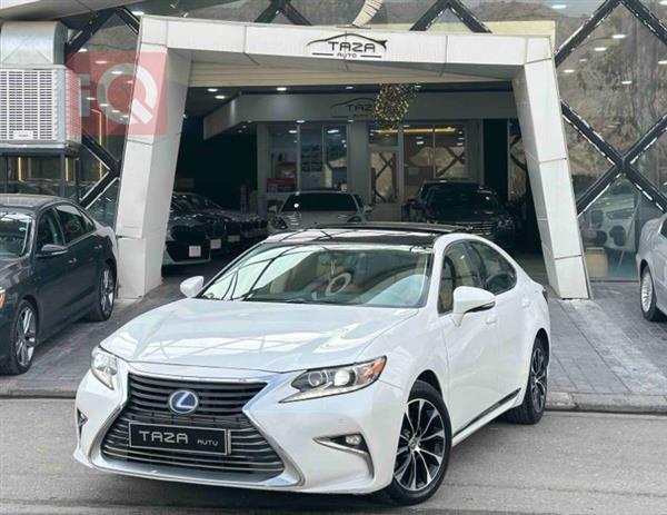 Lexus for sale in Iraq